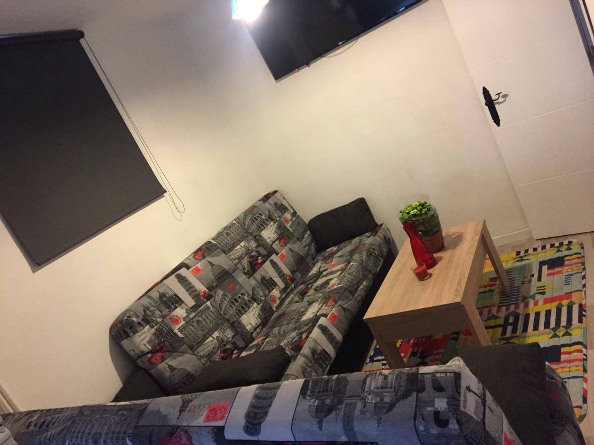 Piso En El Humedo, Al Lado Plaza Mayor Leon Ngoại thất bức ảnh